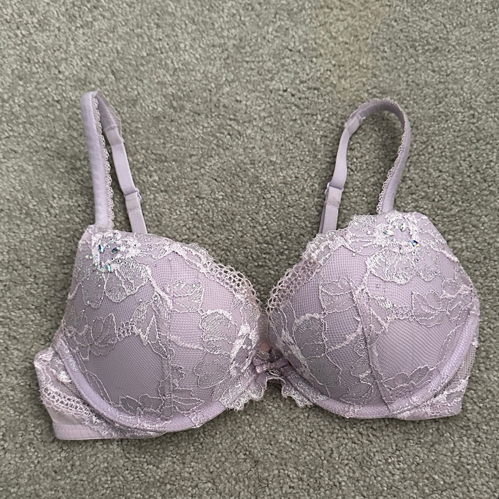Lace Push-Up Bra in Light Lavender - Women's Intimates